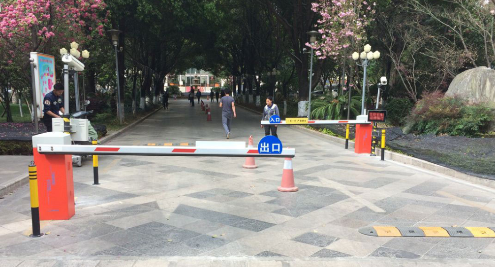 云南连云酒店车牌识别系统项目